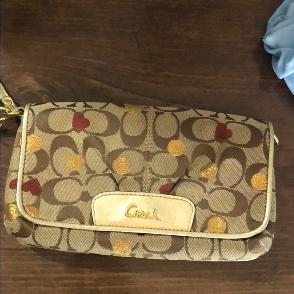 Coach wristlet wallet